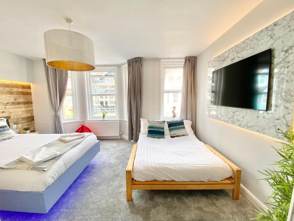 Cloud9 Guest House - By Coastline Retreats - Newly Renovated, Beautiful Ensuite Rooms Near Seafront In Town Centre, Netflix, Superfast Wifi, Communal Kitchen بورنماوث المظهر الخارجي الصورة