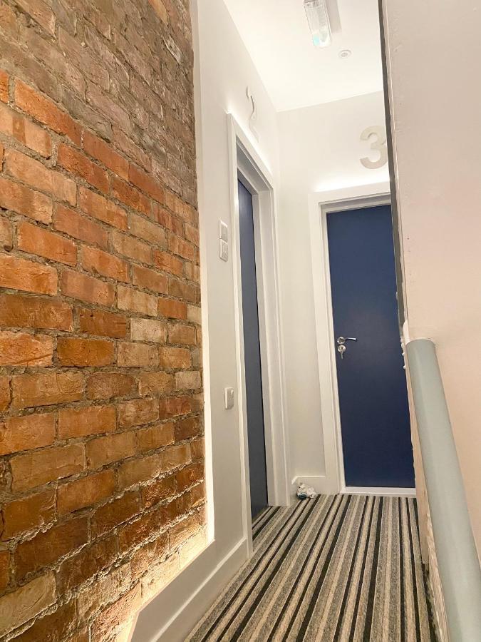 Cloud9 Guest House - By Coastline Retreats - Newly Renovated, Beautiful Ensuite Rooms Near Seafront In Town Centre, Netflix, Superfast Wifi, Communal Kitchen بورنماوث المظهر الخارجي الصورة
